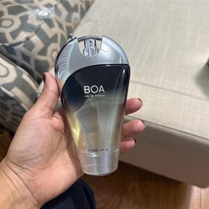 BOA Eau de Parfum Silver Gradient Bottle